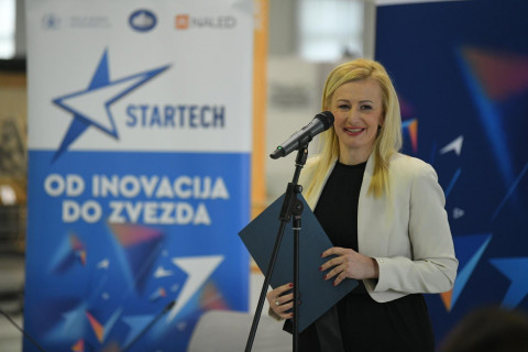 Violeta_Jovanovic_Mesec_inovacija_StarTech_9.11 (1) (Large).JPG