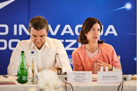 ZAKON O VESTACKOJ INTELIGENCIJI 11.6.2026 93_iDook media (59) (Large).jpg